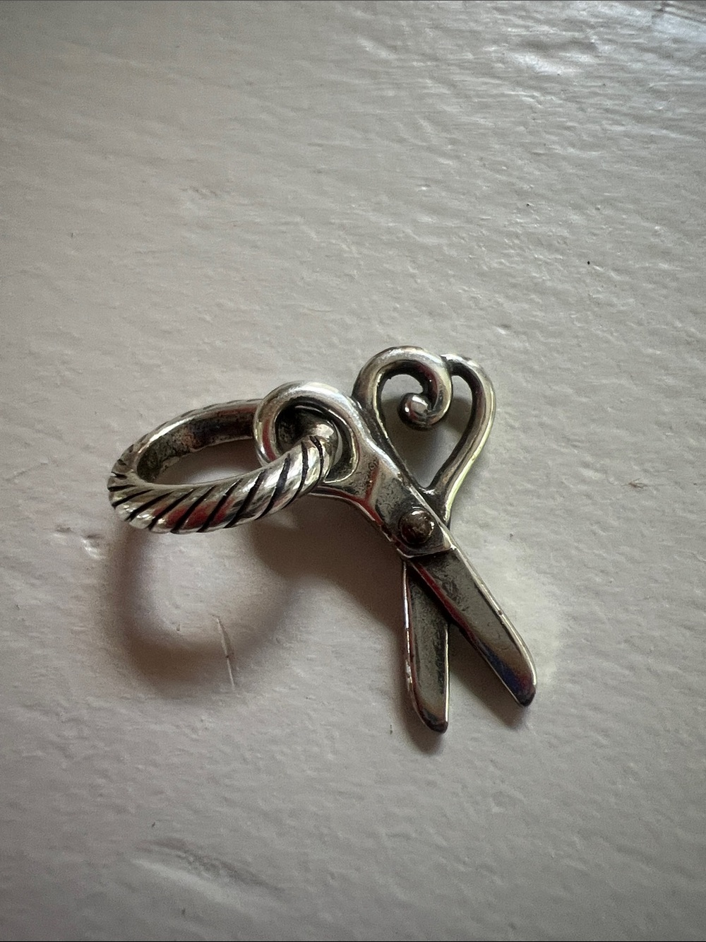 Pandora Silver-Tone Heart Scissors Charm - Picture 1 of 2